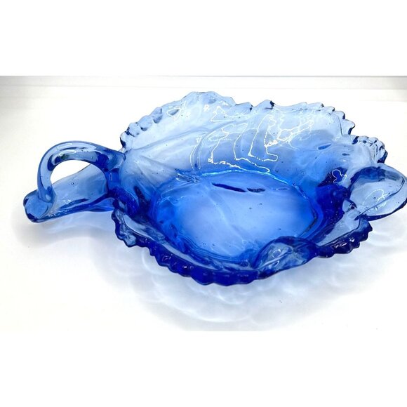 Vintage Blue Glass Grape Leaf Nut Dish Finger Loop Handle Glassware - Picture 8 of 8